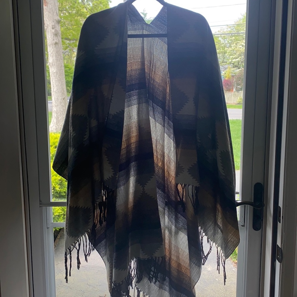 super fun poncho!